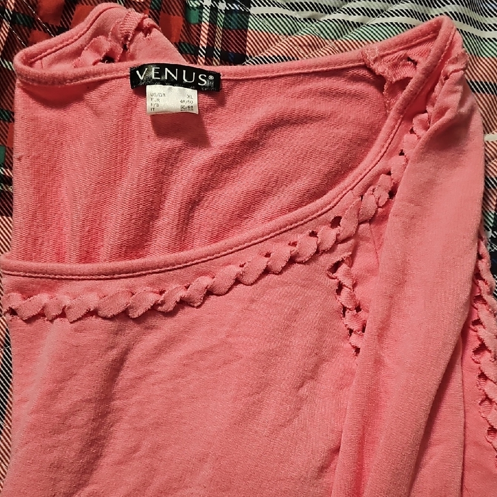 VENUS Soft Pink Knit Blouse